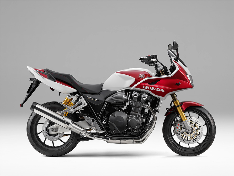 CB1300 SUPER BOL D’OR SP Final Edition（パールサンビームホワイト）