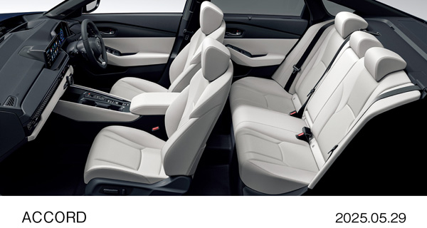 e:HEV Honda SENISNG 360＋ インテリア ホワイト