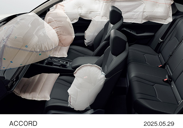 運転席用&助手席用i-SRSエアバッグシステム、前席用i-サイドエアバッグシステム＋サイドカーテンエアバッグシステム（前席/後席対応）、運転席用&助手席用SRSニーエアバッグシステム