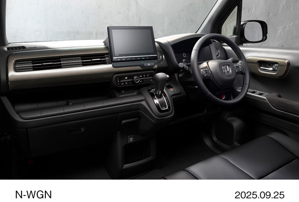 インストルメントパネル CUSTOM L・ターボ オプション装着車