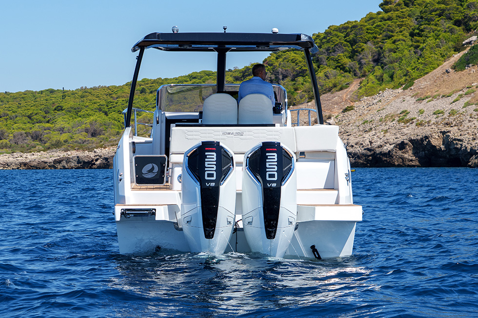 「BF350（スポーティーホワイト）」搭載例」