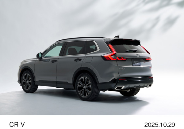 CR-V e:HEV RS BLACK EDITION　スタイリング　リア　（スレートグレー・パール）