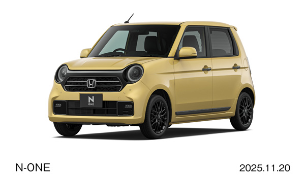 Premium Tourer　フロント7:3 エクステリア　（オータムイエロー・パール）