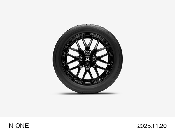 Premium Tourer　15インチアルミホイール　（ベルリナブラック）