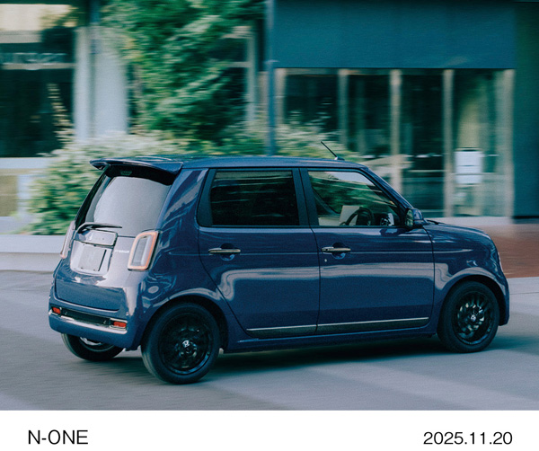 Premium Tourer　リア エクステリアイメージ