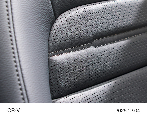CR-V e:HEV RS BLACK EDITION　本革シート