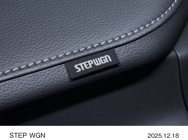 30周年専用STEP WGNブランドタグ