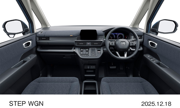 STEP WGN e:HEV AIR EX 30周年特別仕様車　インテリア　ブラック内装①