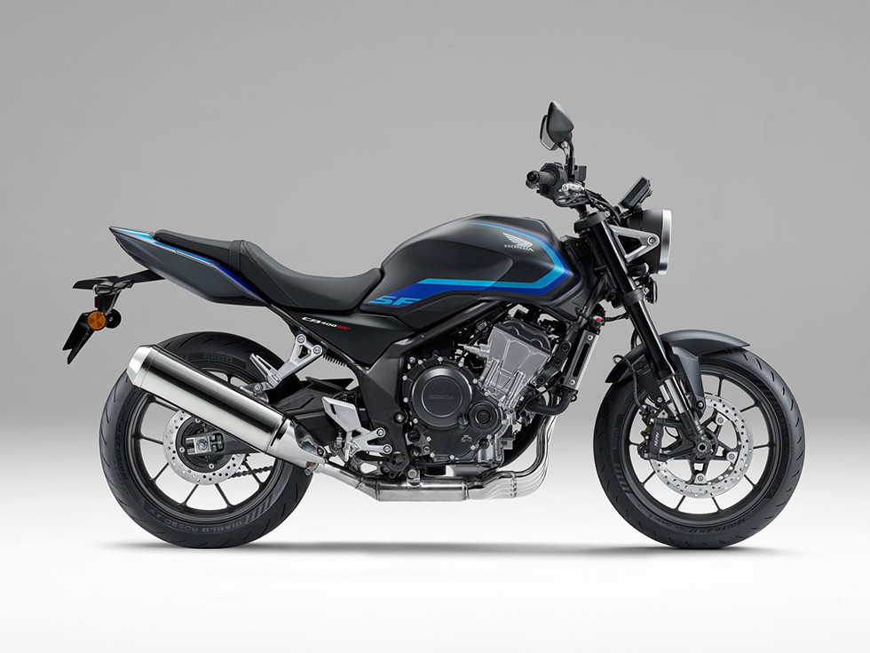 CB400 SUPER FOUR E-Clutch（マットバリスティックブラックメタリック）