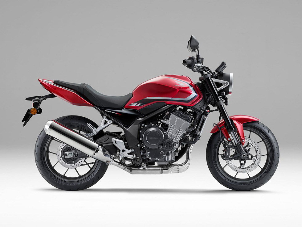 CB400 SUPER FOUR E-Clutch（キャンディ―クロモスフィアレッド）