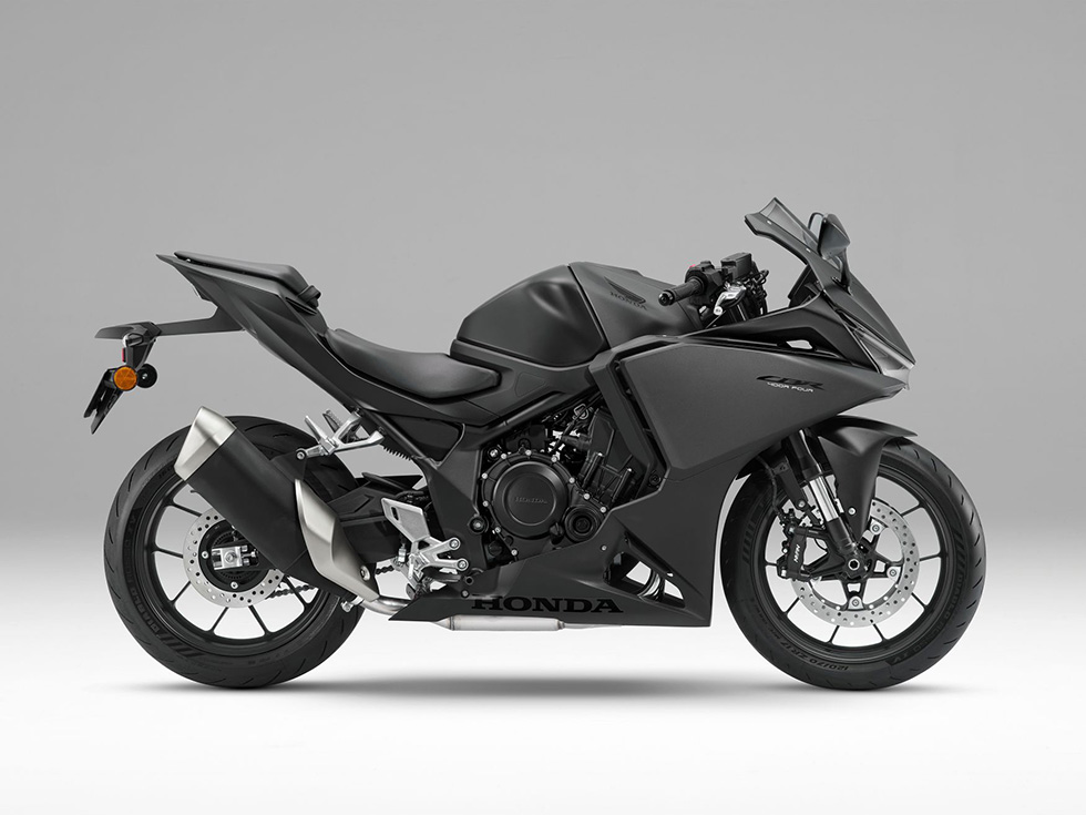 CBR400R FOUR E-Clutch（マットバリスティックブラックメタリック）