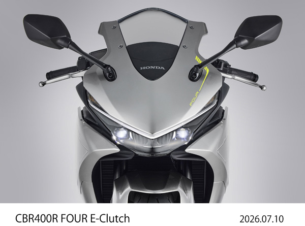 CBR400R FOURヘッドライト（ロービーム点灯）