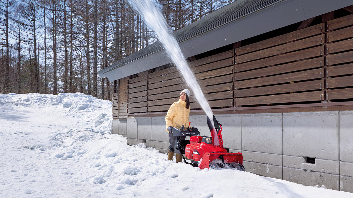 「人のための技術を、雪国へ」―Hondaが挑む小型除雪機の進化