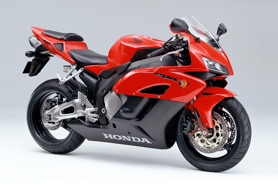 Honda | スーパースポーツバイク「ＣＢＲ１０００ＲＲ」をマイナー