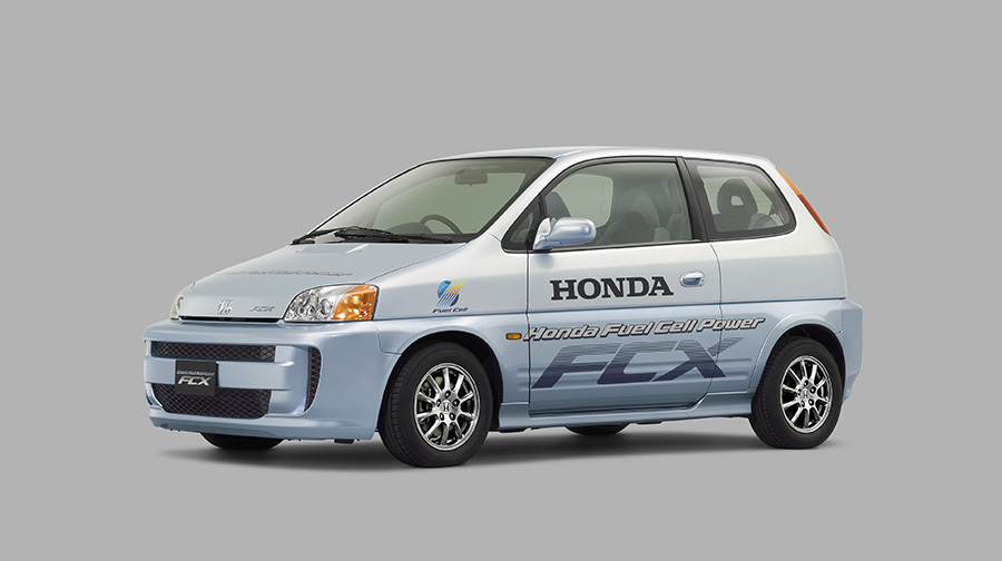 Honda | 氷点下での始動を可能としたHonda FC STACK搭載「FCX」 国土交通大臣認定を取得