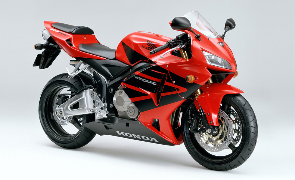 Honda | スーパースポーツバイク「CBR600RR」をフルモデルチェンジし発売