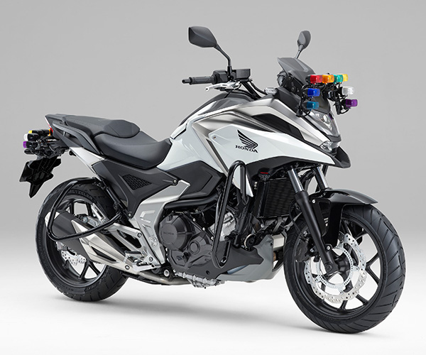 Honda | 大型二輪教習車「NC750L（MT教習車仕様）」とAT限定大型二輪