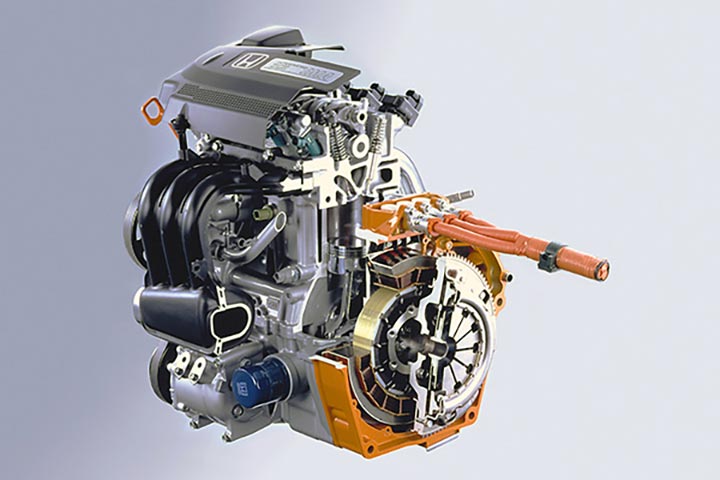 Hondaの初代ハイブリッドシステム「IMA」は、 モーター1つで軽量かつシンプルな構造が特長