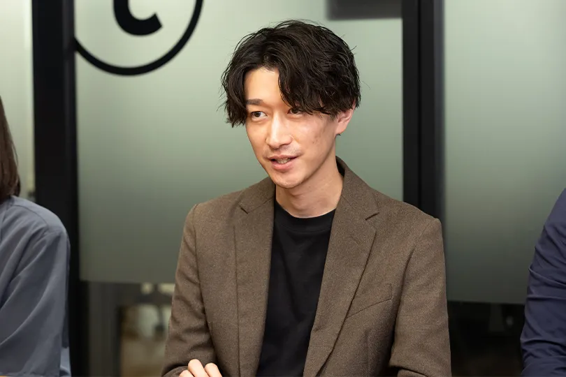 システムの実装と効果検証を担当した片桐