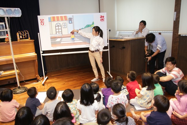 Honda交通安全教室「あやとりぃ　ひよこ」①