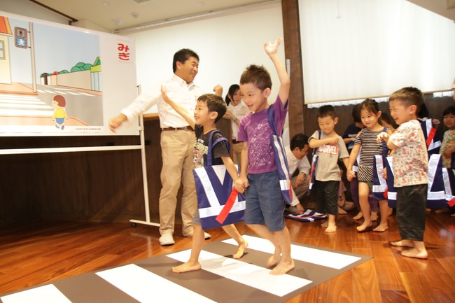 Honda交通安全教室「あやとりぃ　ひよこ」②