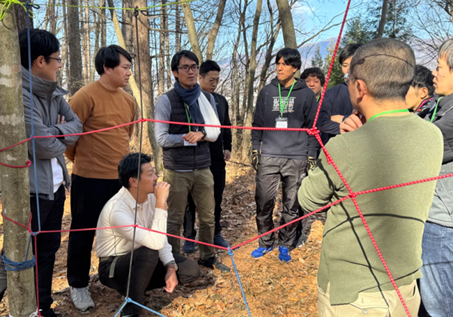 森の中での体験ワーク