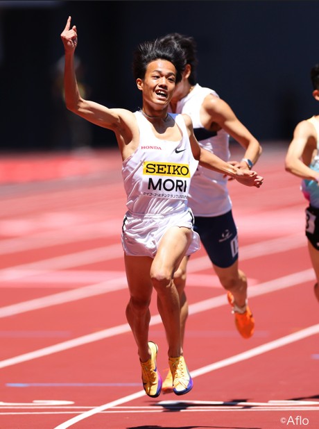 1位でフィニッシュする森選手