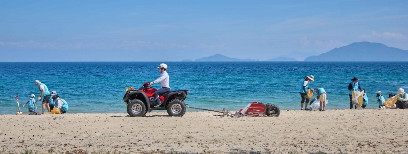 Hondaビーチクリーン活動の様子