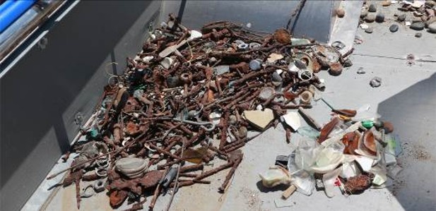 釘やネジ等の金属系のゴミ