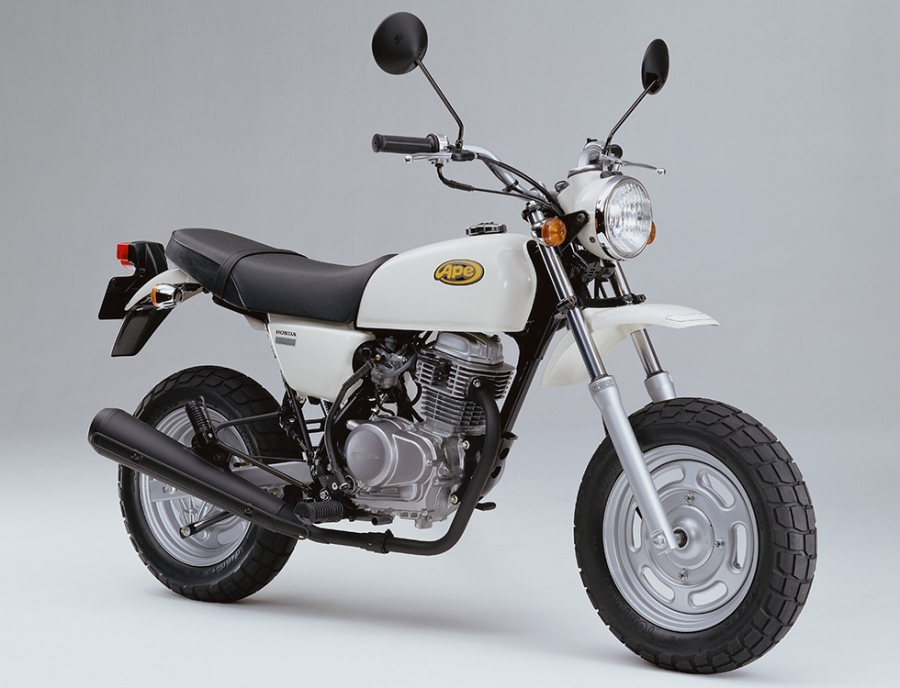 100ccギアミッション付きバイク「エイプ100」を新発売 | Honda 企業 