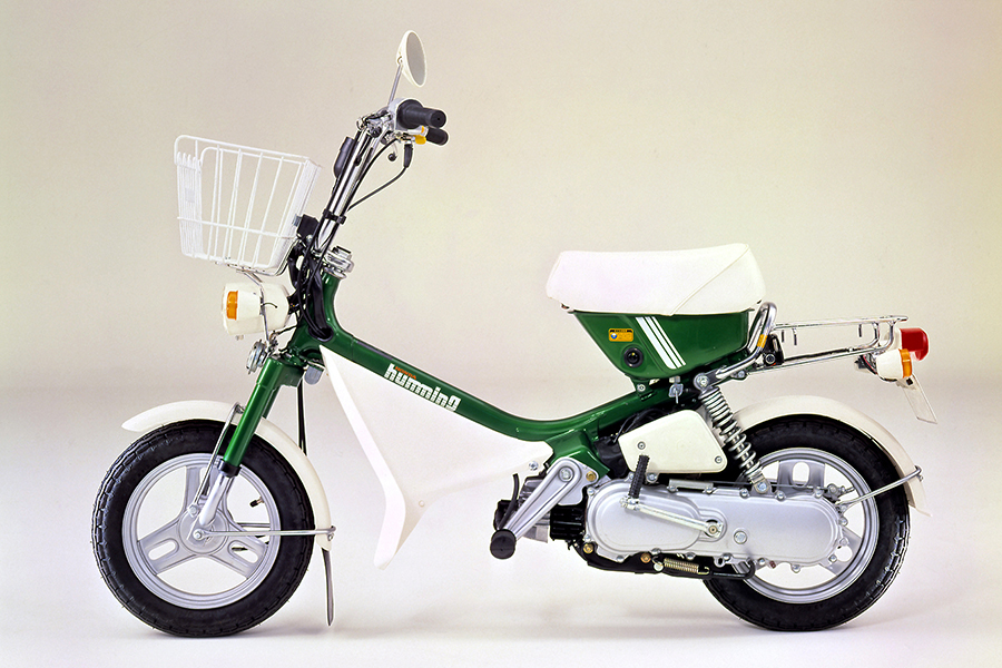 Honda | 小粋なスタイルのひと回り小さいフアミリーバイクホンダ