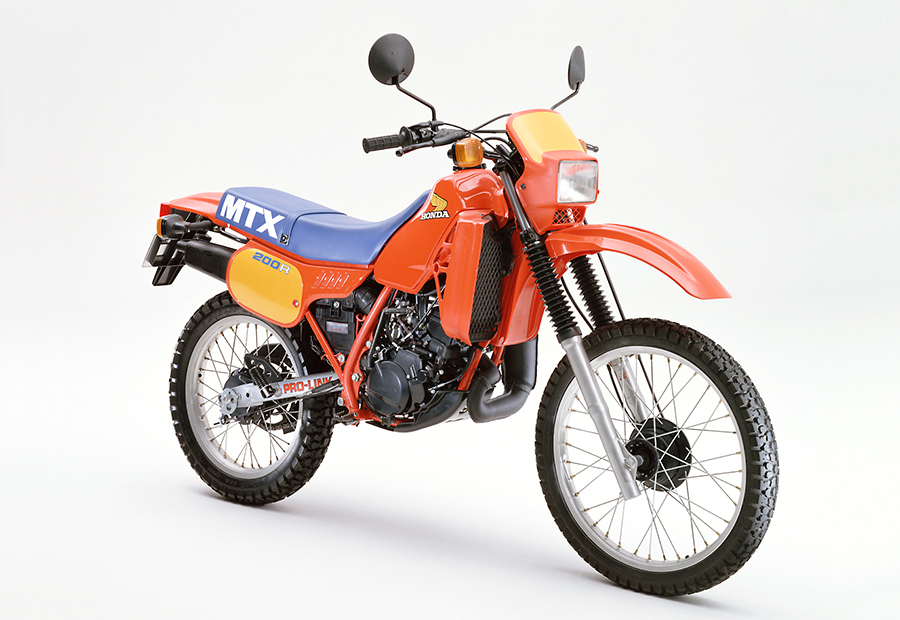 ホンダ　MTX200R
