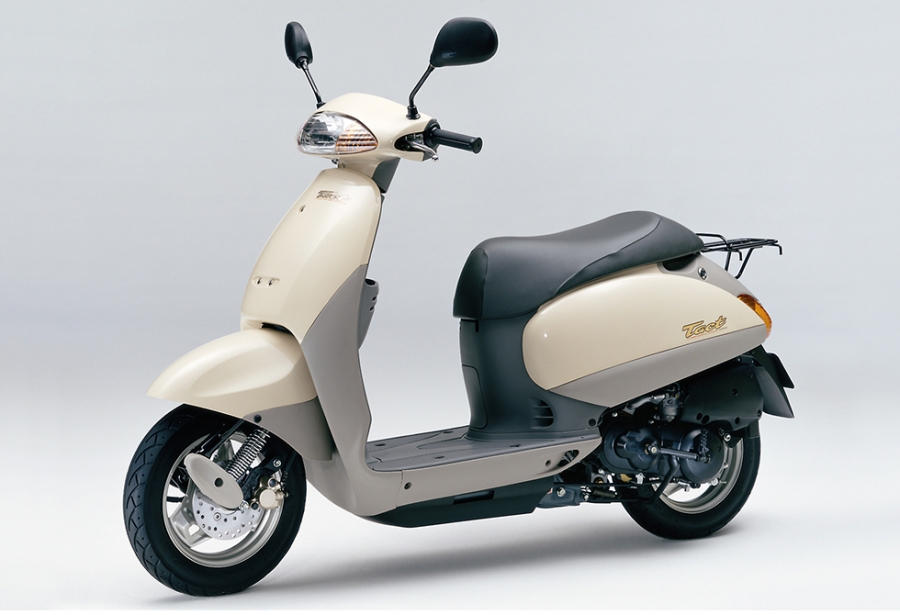 Honda | 50ccメットインスクーター「ホンダ タクト」に特別カラーの