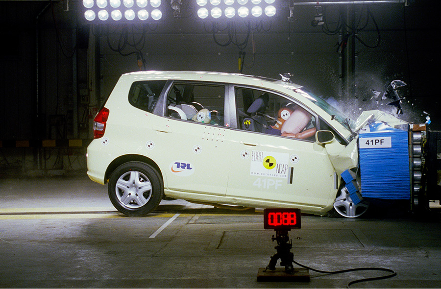 Euro NCAPでのジャズ正面衝突実験