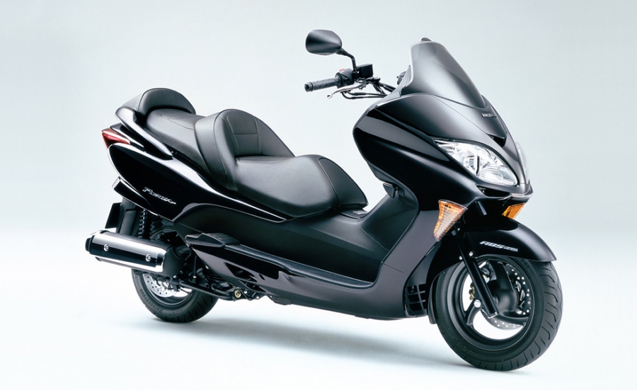 Honda | 250ccスクーター「フォルツァ Z」にABS搭載の「フォルツァ Z 