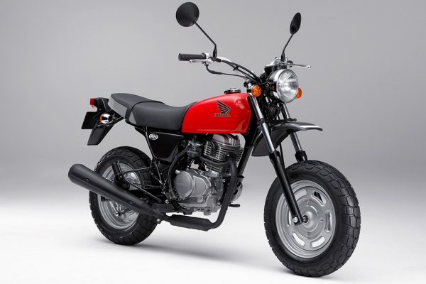 Honda | 100ccのスポーツバイク「エイプ・100」の環境性能を高める