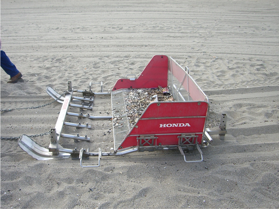独自開発した“Hondaビーチクリーナー”