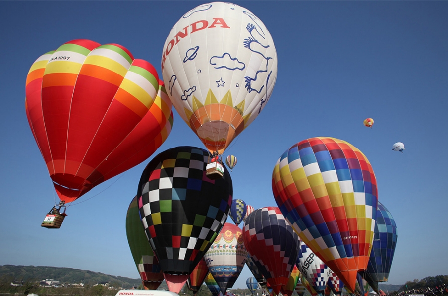 「2015熱気球ホンダグランプリ」の様子