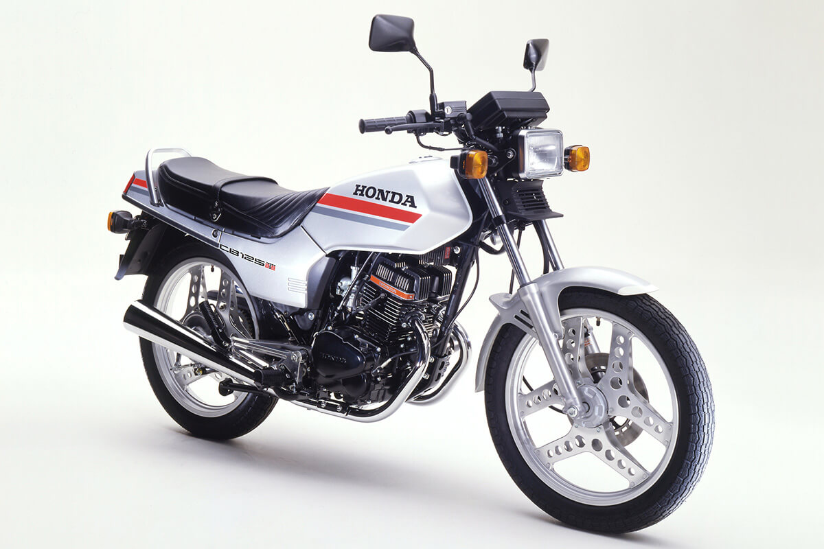 Long-selling 125cc, Evolutionary Lineage of 2-cylinder Sports｜CB  Stories｜HISTORY｜CB｜Honda Global Corporate Website