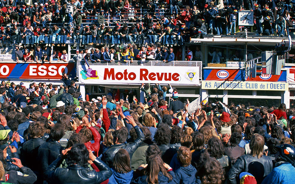 1977 podium ceremony