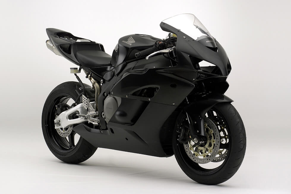 2004 CBR1000RR Race Base model (limited-production model based on European model)