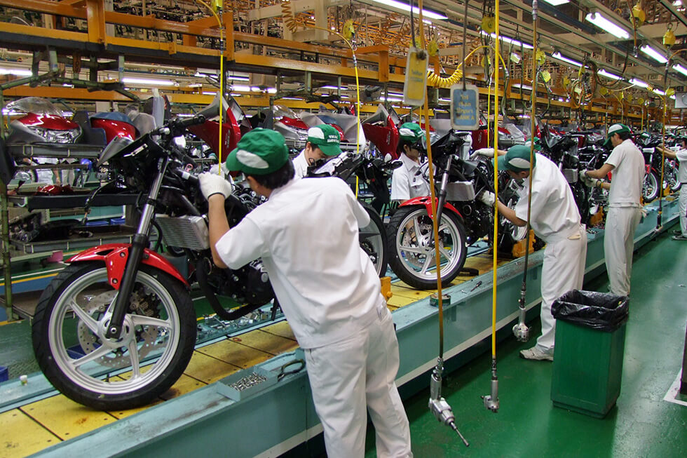 Thai Honda Manufacturing’s CBR250R production line In Japan, the CBR250R was launched in March 2011.