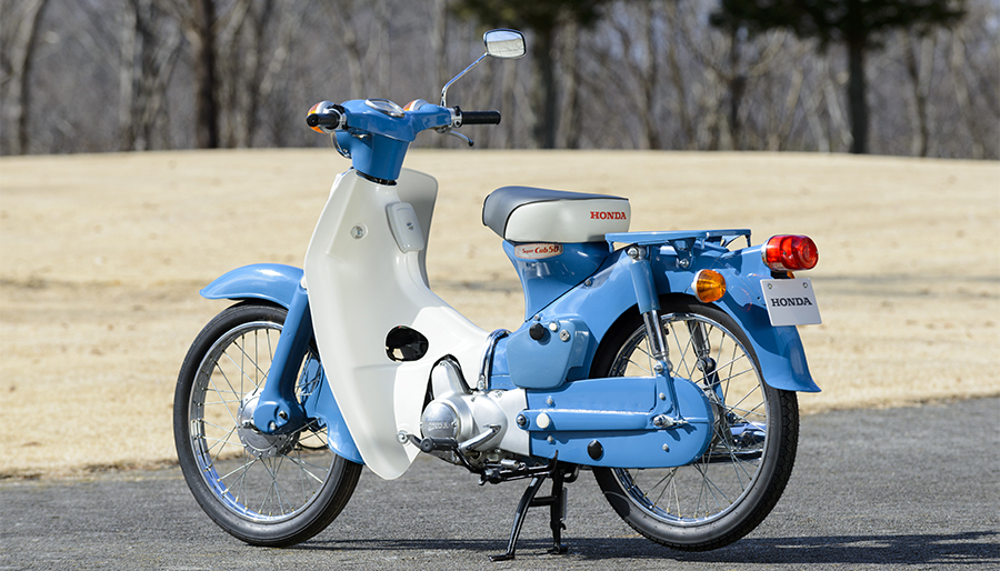 The World’s First Motorcycle Equipped with a Position Light 1969 C50M Super Cub