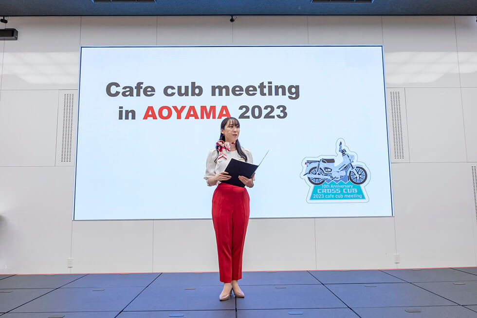 Once Honda Smile associates asked participants to ride home safely, the event came to a close.Participants left with fond memories and promises to reunite with their friends, exchanging information on customization, and listening to historical occurrences at Bike Forum. 