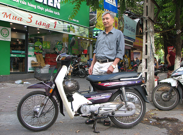 Nguyễn Đức Bảo (Retiree; age 64, from Hanoi)