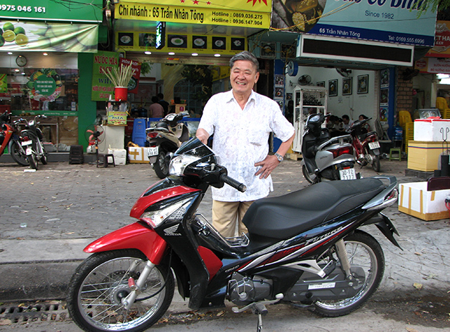 Nguyễn Duy Tiến(Retiree; age 68, from Hanoi)