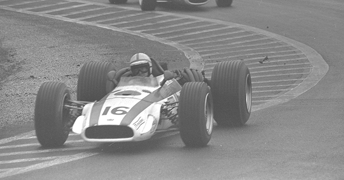 1968 Air-Cooled F1 Engine Emerges and Honda Ends F1 Activities