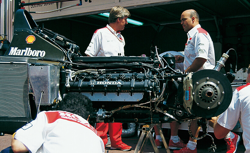 The RA122E, developed to be the ultimate V12, evolved into the B-spec engine. The unit boasted immense potential in terms of power, winning five races during the season.