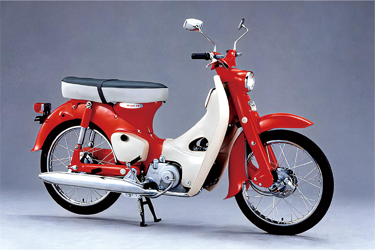 HONDA 50 CA100 (Super Cub sold in the U.S.)