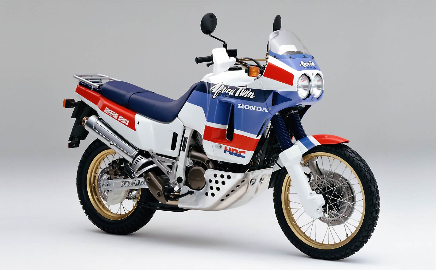 Africa Twin (XRV650) with technology from Paris-Dakar winning NXR750